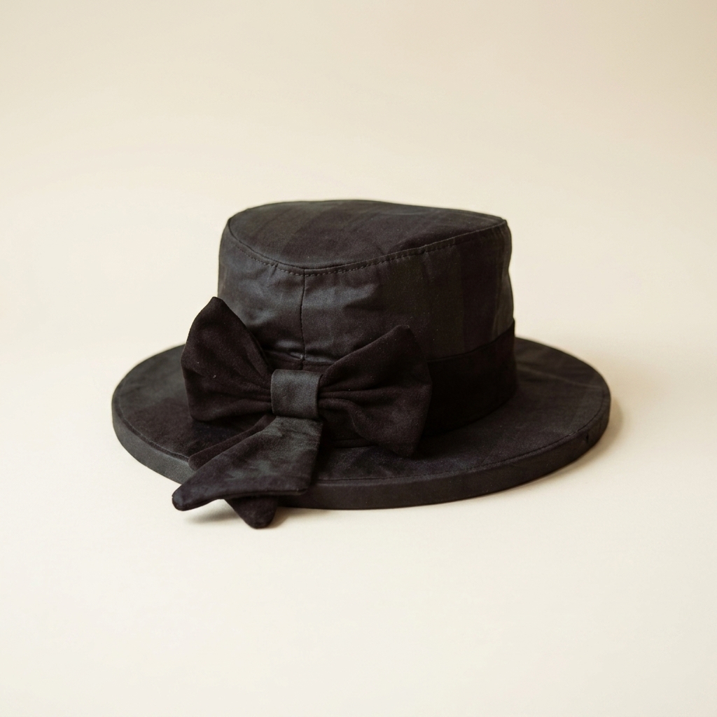 Thelma — Tartan Wax